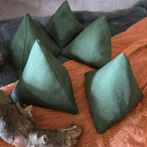 Babzsák mély zöld - játék & sport - készségfejlesztő és logikai játék - toronyépítő- és egyensúlyozó játékok - Meska.hu Babzsák mély zöld - játék & sport - készségfejlesztő és logikai játék - toronyépítő- és egyensúlyozó játékok - Meska.hu