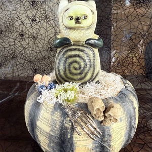 Halloween spirál ember - Meska.hu