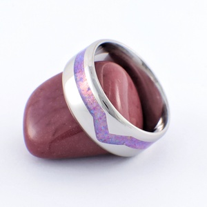 Nemesacél Gyűrű Lila Opállal. Vízálló, Karcálló, Anti-Allergén, Egyedi Megrendelésre! - ékszer - gyűrű - kerek gyűrű - Meska.hu