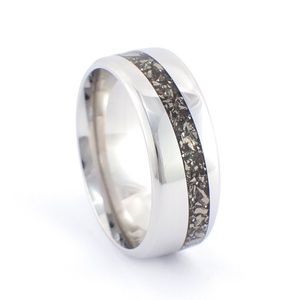 Nemesacél Gyűrű Pirit Ásvánnyal És Fémforgács Darabokkal. Vízálló, Karcálló, Anti-Allergén, Egyedi Megrendelésre!, Ékszer, Gyűrű, Kerek gyűrű, Ékszerkészítés, MESKA