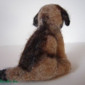 Leonbergi kölyök kutya nemezből  -  - Meska.hu
