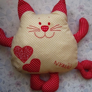 Cirmi az ölelgetős cica párna -  - Meska.hu