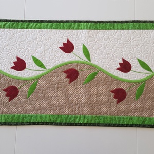 Tavaszi asztali futó friss tavaszi szinekben - otthon & életmód - konyhafelszerelés, tálalás - Meska.hu