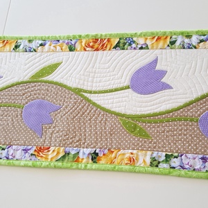 Tavaszi asztali futó friss tavaszi szinekben - otthon & életmód - konyhafelszerelés, tálalás - konyhai dekoráció - Meska.hu