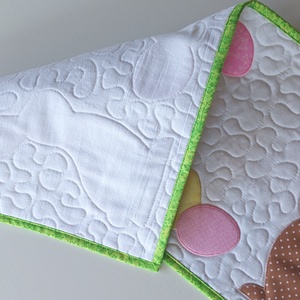 Tavaszi asztali futó rózsaszínű tojásokkal - otthon & életmód - konyhafelszerelés, tálalás - tálalás - terítő - Meska.hu