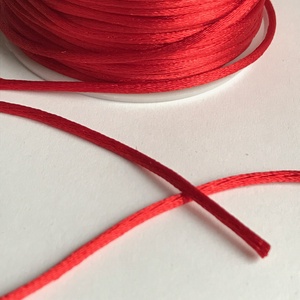 Szatén zsinór Piros 2mm-es - kellékek & szerszámok - Meska.hu