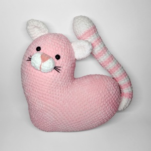 Szívből cica � vagy cicából szív? Plüss horgolt párna. - Meska.hu