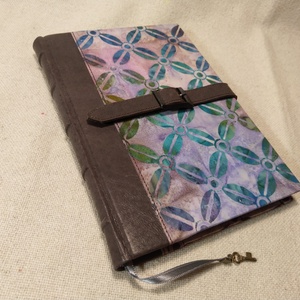 A/5 Kék, bőr/textil kötésű, csatos, vonalas napló - otthon & életmód - papír, írószer - jegyzetfüzet & napló - Meska.hu