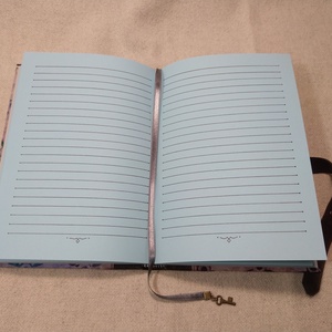 A/5 Kék, bőr/textil kötésű, csatos, vonalas napló - otthon & életmód - papír, írószer - jegyzetfüzet & napló - Meska.hu