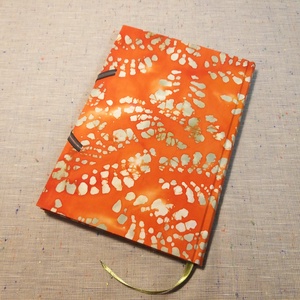 A/5 2026 Határidőnapló kampós, narancs batikolt - otthon & életmód - papír, írószer - naptár & tervező - Meska.hu