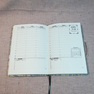 A/5 2026 Határidőnapló kampós, klasszikus - otthon & életmód - papír, írószer - naptár & tervező - Meska.hu