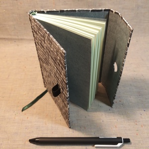 A/6Szürke téglamintás, vonalas, tollas notesz  - otthon & életmód - papír, írószer - jegyzetfüzet & napló - Meska.hu