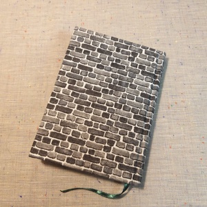 A/6Szürke téglamintás, vonalas, tollas notesz  - otthon & életmód - papír, írószer - jegyzetfüzet & napló - Meska.hu