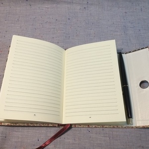 A/6 Zöld, rózsás-pöttyös, vonalas, tollas notesz  - otthon & életmód - papír, írószer - jegyzetfüzet & napló - Meska.hu