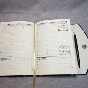 A/5 2026 Határidőnapló életfás, tollas - otthon & életmód - papír, írószer - naptár & tervező - Meska.hu