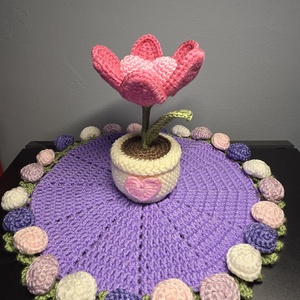 Horgolt tulipán szív középpel, Otthon & Életmód, Virágdekoráció, Virágdíszek, Virágdísz kaspóban, Horgolás, MESKA