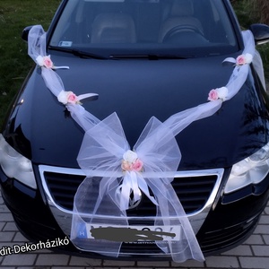 Organza autódísz virágokkal - esküvő - dekoráció - helyszíni dekor - Meska.hu