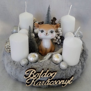Ezüst szőrmés adventi koszorú cuki szarvassal - karácsony - adventi díszek - adventi koszorú - Meska.hu