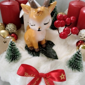 Fehér szőrmés adventi koszorú szarvassal (piros-arany) - karácsony - adventi díszek - adventi koszorú - Meska.hu