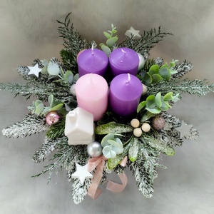 Ezüst-rózsaszín adventi aztaldísz kerámia templommal - karácsony - adventi díszek - adventi asztaldísz - Meska.hu