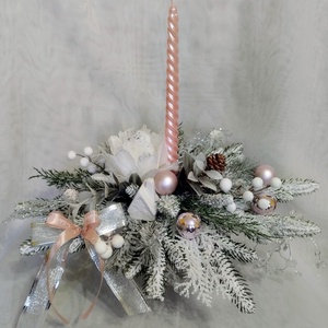 Ezüstös -rózsaszín karácsonyi adztaldísz csavart gyertyával - karácsony - adventi díszek - adventi asztaldísz - Meska.hu