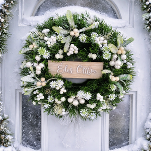 Téli ajtódísz műfenyő alapon, Otthon & Életmód, Dekoráció, Ajtó- és ablak dekoráció, Ajtódísz & Kopogtató, Mindenmás, Virágkötés, MESKA