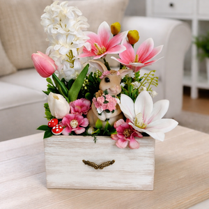 Fiókos nyuszis asztaldísz , Otthon & Életmód, Dekoráció, Asztal és polc dekoráció, Asztaldísz, Mindenmás, Virágkötés, MESKA