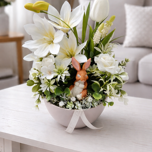 Magnóliás alvó nyuszis asztaldísz  - Meska.hu