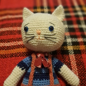 Cicák horgolt amigurumi - otthon & életmód - babaszoba, gyerekszoba - babaszoba dekoráció - Meska.hu