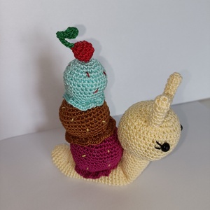  Csiga amigurumi  - játék & sport - 3 éves kor alattiaknak - alvóka & rongyi - Meska.hu