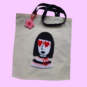 Női arc � mint�s V�szont�ska - Punch needle technik�val kézzel hímzett - táska & tok - bevásárlás & shopper táska - shopper, textiltáska, szatyor - Meska.hu