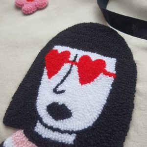 Női arc � mint�s V�szont�ska - Punch needle technik�val kézzel hímzett - táska & tok - bevásárlás & shopper táska - shopper, textiltáska, szatyor - Meska.hu