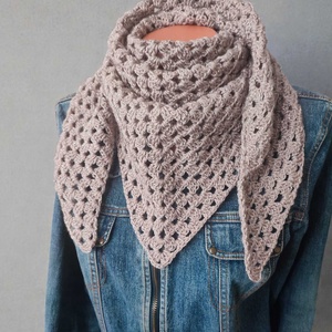 Puha horgolt kendő - ruha & divat - sál, sapka, kendő - kendő - Meska.hu