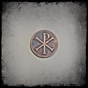 Krisztogram - kézi verésű érme, Otthon & Életmód, Dekoráció, Dísztárgy, Fémmegmunkálás, Ékszerkészítés, MESKA