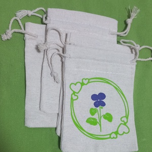 Húsvéti vászon zsákocska � apró ajándékokhoz - ünnepi díszek, dekorációk - húsvéti díszek és dekorációk - húsvéti ajándékátadó - Meska.hu