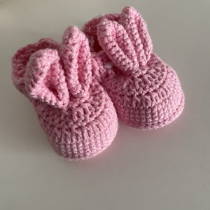 Horgolt nyuszifüles kiscipő - baba - mama - babaruházat - babacipő - Meska.hu