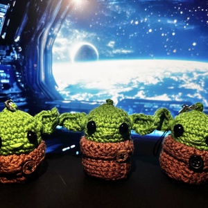 Baby Yoda - otthon & életmód - autó - visszapillantó dísz - Meska.hu