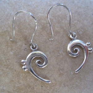 Újdonság! Egyedi ezüst basszuskulcs fölbevaló -  - Meska.hu