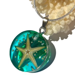 Nyári nyaklánc tengeri kincsekkel II. - ékszer - nyaklánc - medálos nyaklánc - Meska.hu