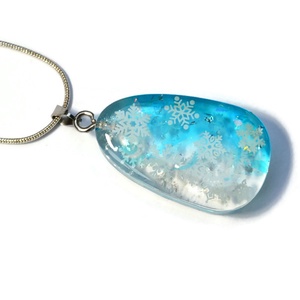 Téli hangulatú mindkét oldalán viselhető hópelyhes nyaklánc III. - ékszer - nyaklánc - medálos nyaklánc - Meska.hu