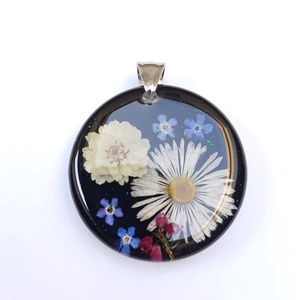 Valódi virágos szépséges nyaklánc VII. - ékszer - nyaklánc - medálos nyaklánc - Meska.hu Valódi virágos szépséges nyaklánc VII. - ékszer - nyaklánc - medálos nyaklánc - Meska.hu