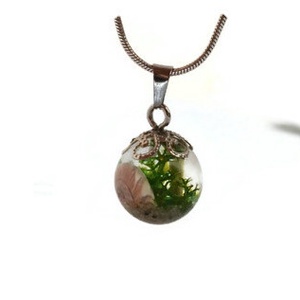 Kis kerti csendélet gömbnyaklánc - ékszer - nyaklánc - medálos nyaklánc - Meska.hu