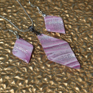 Halványrózsaszín-fehér-gyöngyház csíkos polymer clay ékszerszett - ékszer - ékszerszett - Meska.hu Halványrózsaszín-fehér-gyöngyház csíkos polymer clay ékszerszett - ékszer - ékszerszett - Meska.hu