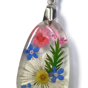 Vidám, virágos nyaklánc - ékszer - nyaklánc - medálos nyaklánc - Meska.hu Vidám, virágos nyaklánc - ékszer - nyaklánc - medálos nyaklánc - Meska.hu