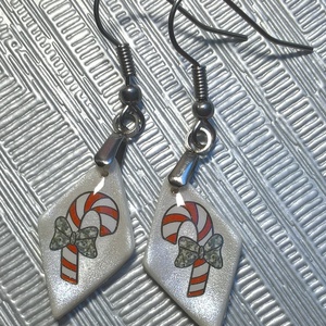 Karácsonyi mintás fülbevaló III., Ékszer, Fülbevaló, Lógó fülbevaló, Ékszerkészítés, MESKA