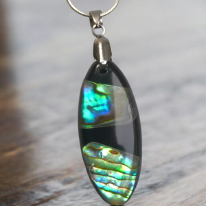 Pávakagylós nyaklánc III. - ékszer - nyaklánc - medálos nyaklánc - Meska.hu