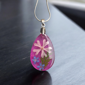 Halványrózsaszín valódi virágos nyaklánc II.  - ékszer - nyaklánc - medálos nyaklánc - Meska.hu