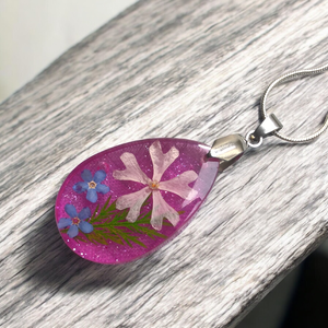 Halványrózsaszín valódi virágos nyaklánc II.  - ékszer - nyaklánc - medálos nyaklánc - Meska.hu