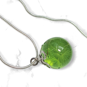 Pitypangpihés nyaklánc -halványzöld, Ékszer, Nyaklánc, Medálos nyaklánc, Ékszerkészítés, MESKA