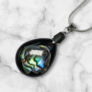 Pávakagylós nyaklánc II. - ékszer - nyaklánc - medálos nyaklánc - Meska.hu